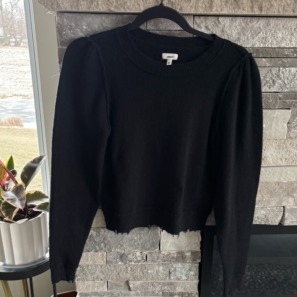 Aerie | Distressed Crew Neck Sweater | Size Small